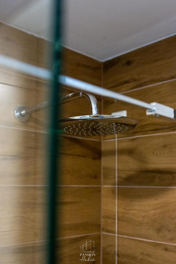 Pansion Hukic Hotel Tuzla Eksteriør billede
